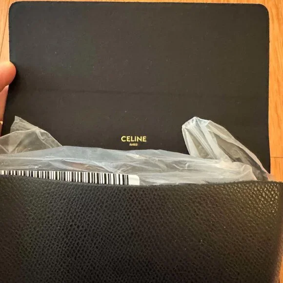 CELINE Triomphe Sunglasses in Tortoiseshell - Picture 3 of 6